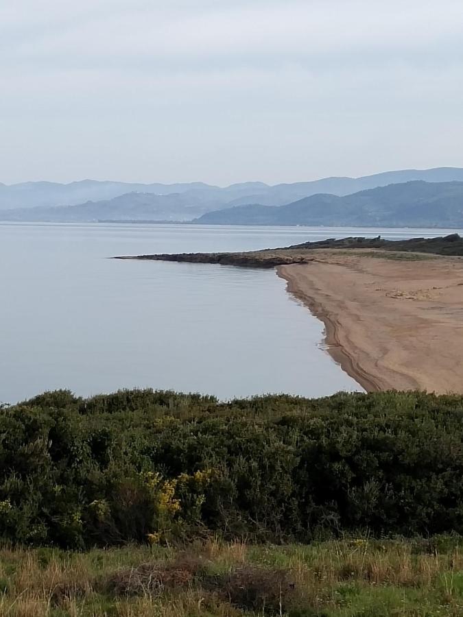فيلا Tzanetos Seaside كيوبارِسِيا المظهر الخارجي الصورة