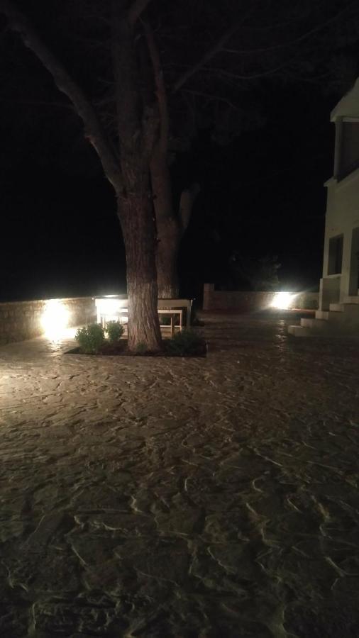 فيلا Tzanetos Seaside كيوبارِسِيا المظهر الخارجي الصورة
