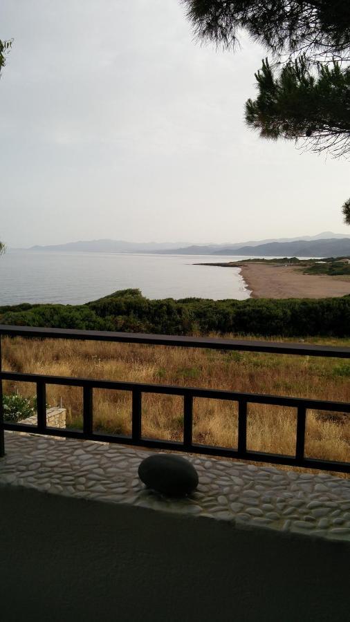 فيلا Tzanetos Seaside كيوبارِسِيا المظهر الخارجي الصورة