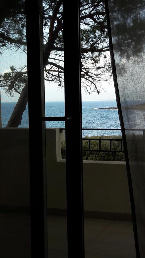 فيلا Tzanetos Seaside كيوبارِسِيا المظهر الخارجي الصورة