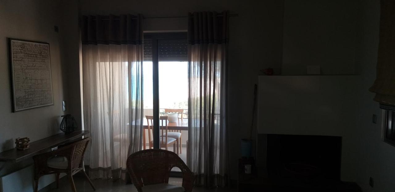 فيلا Tzanetos Seaside كيوبارِسِيا المظهر الخارجي الصورة