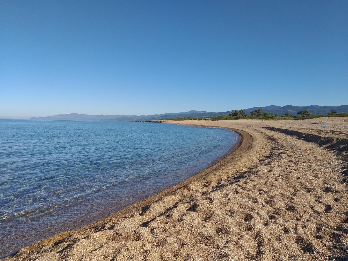 فيلا Tzanetos Seaside كيوبارِسِيا المظهر الخارجي الصورة